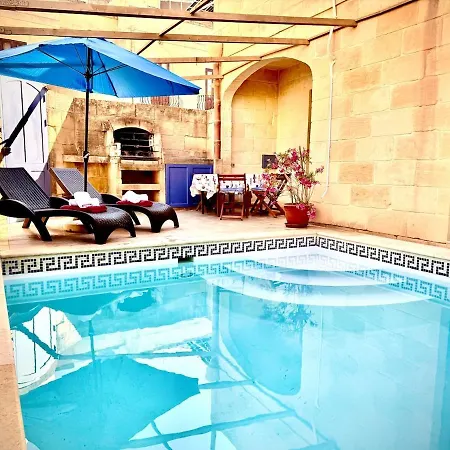 Gulinu With Pool *